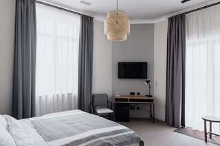 Мини-отель Bobritsa Dacha Бобрица Улучшенный двухместный номер с 1 кроватью или 2 отдельными кроватями-4
